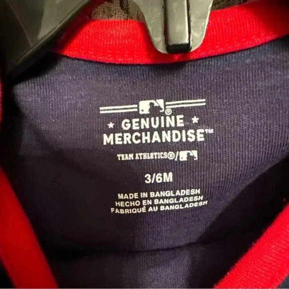 Boston Red Sox Unisex Bodysuit - Picture 3 of 6